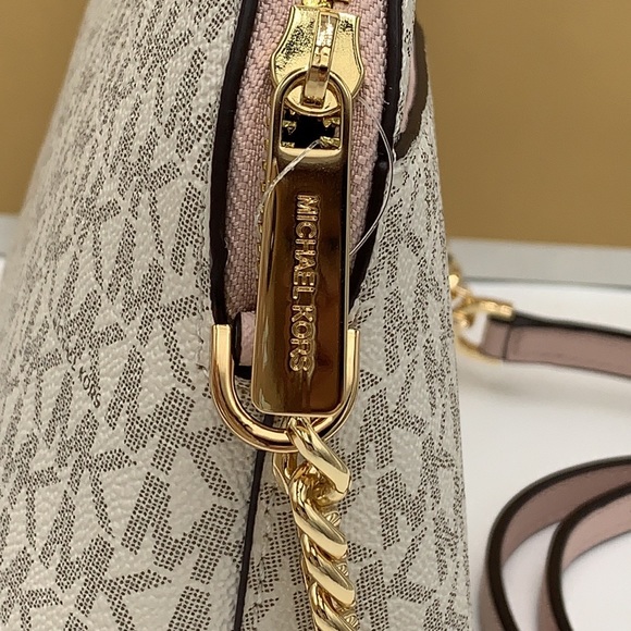 Michael Kors Jet Set Travel Medium Logo Dome Crossbody Bag - Picture 4 of 16